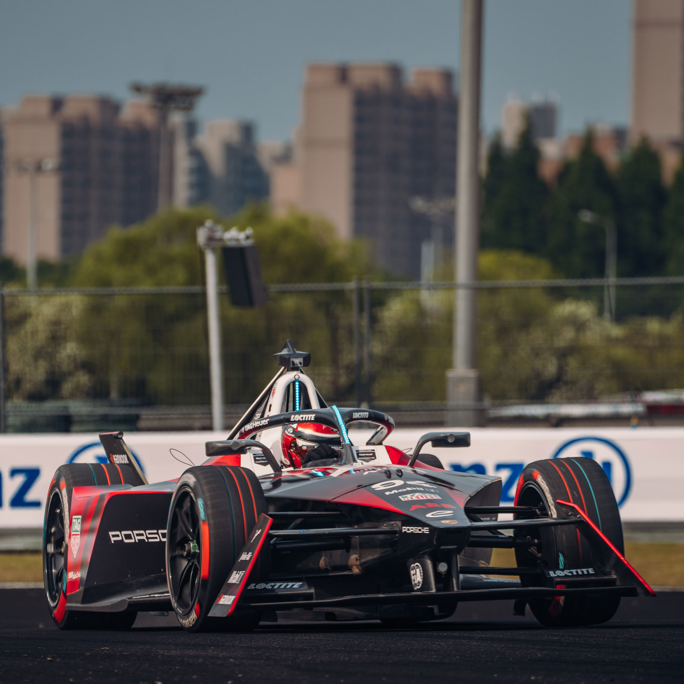 UNAVOIDABLE PUNCTURE BRINGS AN END TO WEHRLEIN’S SHANGHAI E-PRIX
