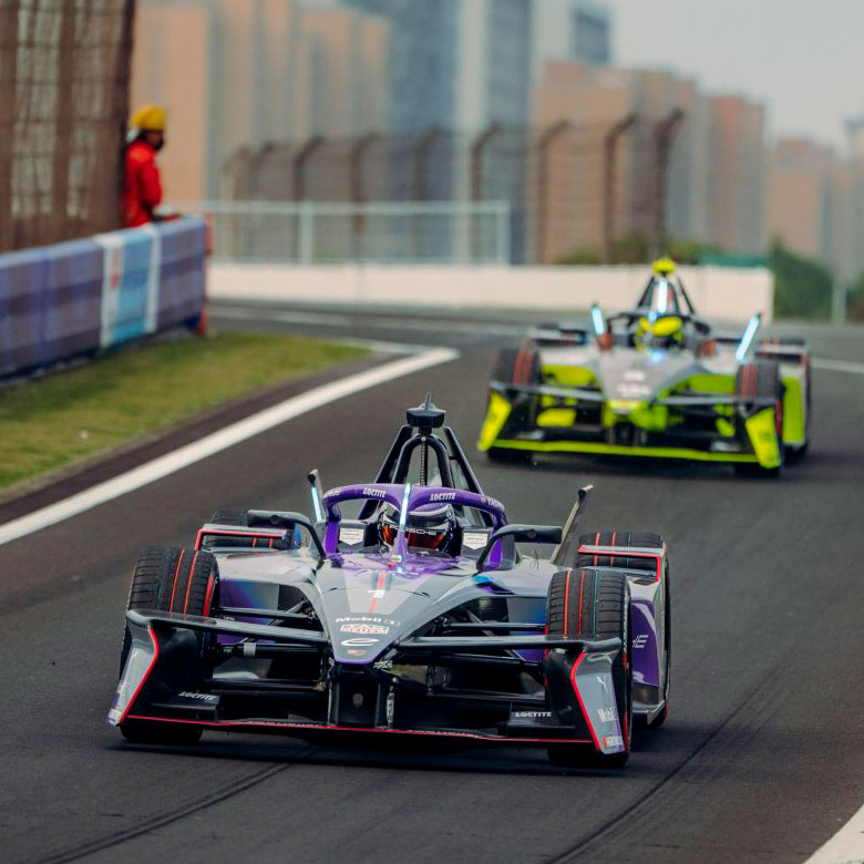P12 FOR WEHRLEIN ON DIFFICULT DAY FOR PORSCHE